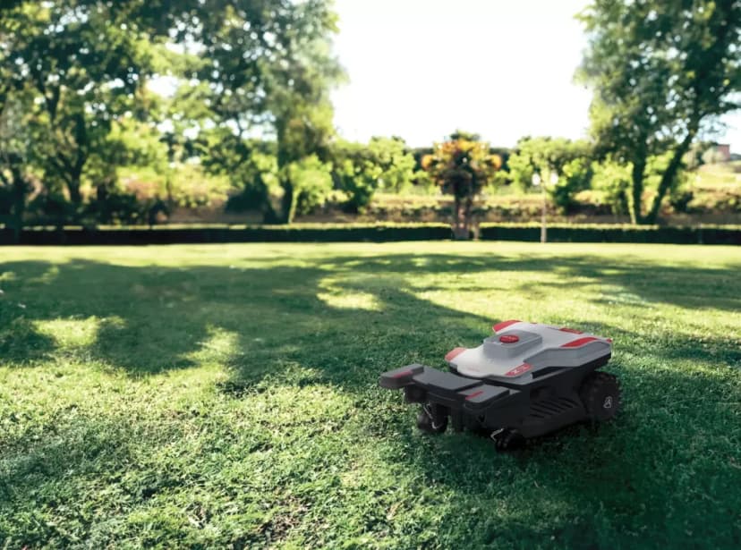 Ambrogio Twenty ZR EVO mowing a lawn